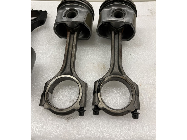 Píst D4FE, D4FE Hyundai i30 d4fe