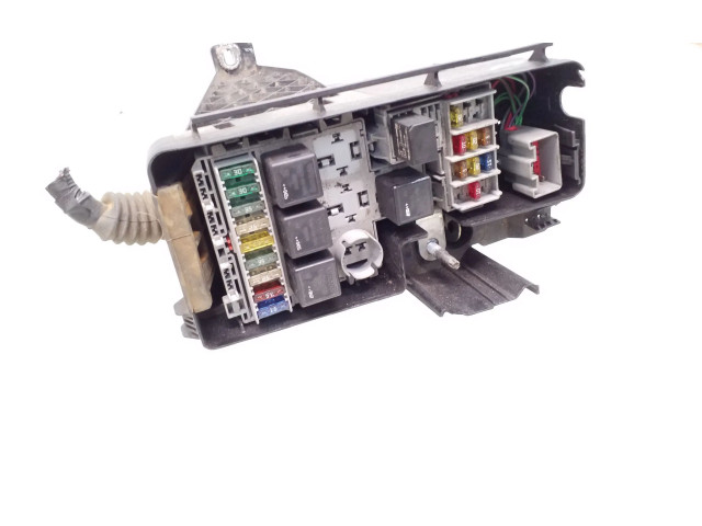 Блок предохранителей 30728134, 30728132 Volvo XC90