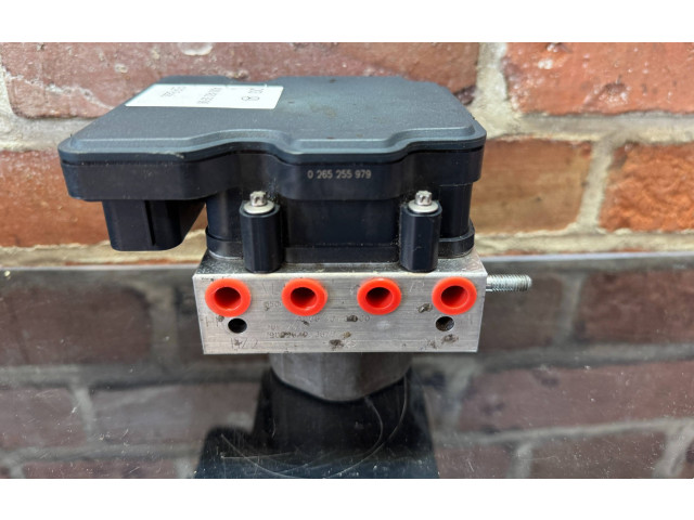 Jednotka ABS A0004313900 Mercedes-Benz GLA W156 2013