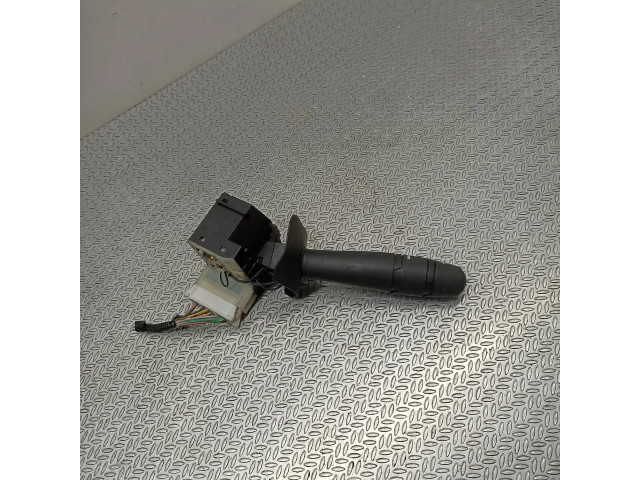 Ручка стеклоочистителей 8200634238, 61760019 Renault Clio III