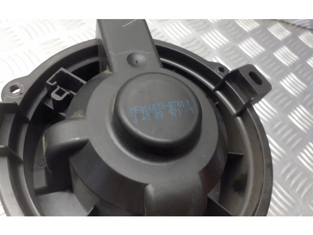 Вентилятор печки MF016070-0701 Mitsubishi Colt