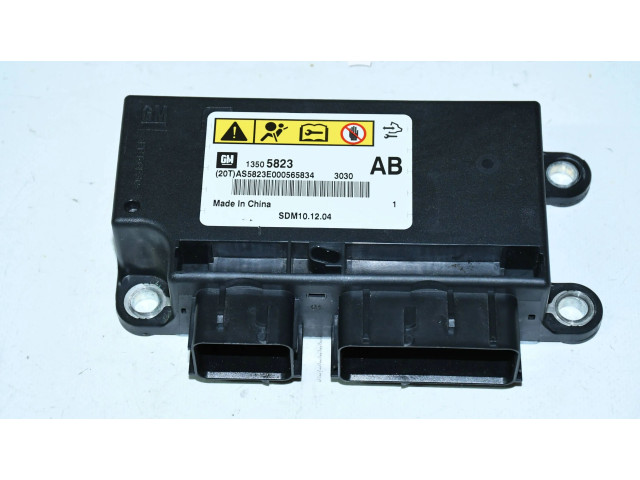 Блок подушек безопасности 13505823   Chevrolet Orlando