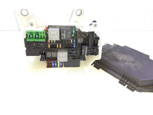   Pojistková skříňka A2229063202   Mercedes-Benz C W205 2017