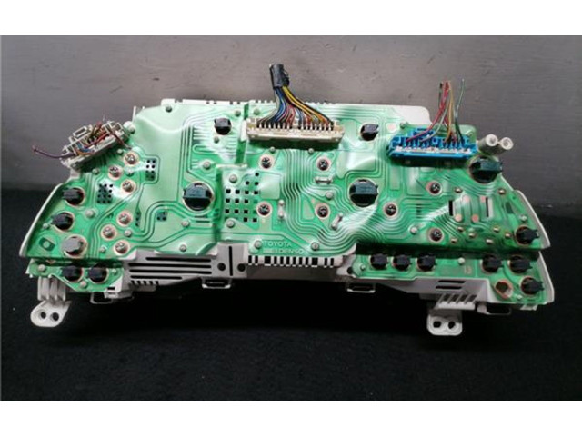 Přístrojová deska  Toyota Celica T200 1996 8320020781, 1573702621  