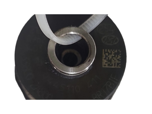 Vstřikovač 0445110411, 338002A800 Hyundai i40 pro naftový motor 1.7 D4FD