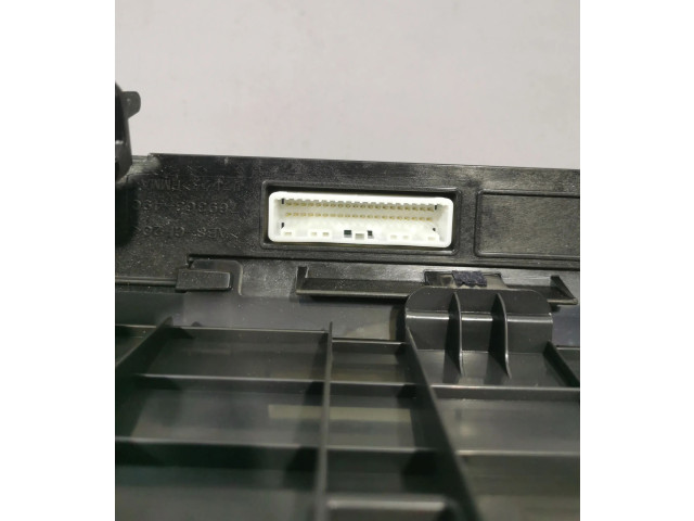 Přístrojová deska Toyota Prius (XW30) 2014 8380047B10