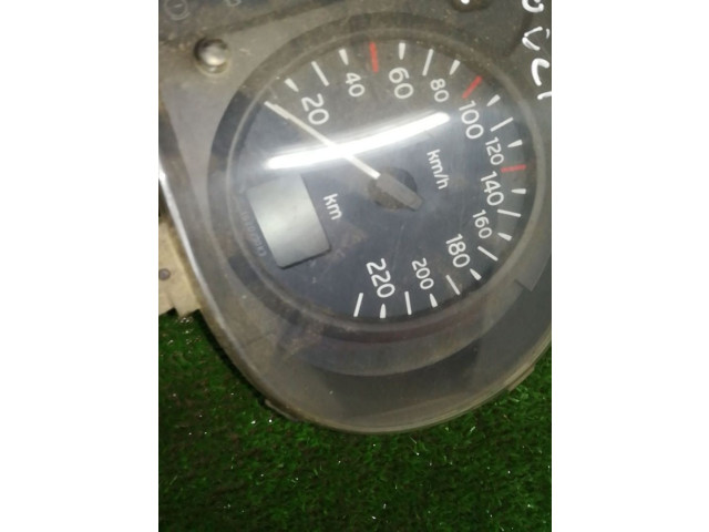 Панель приборов 216589083, 8200059763 Renault Clio II