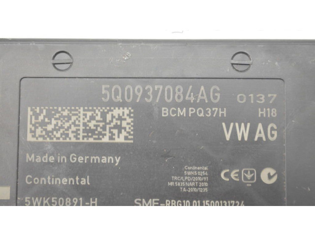 Блок комфорта 5Q0937084AG Skoda Superb B6 (3T)