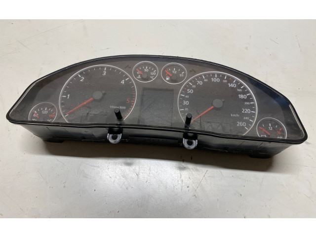 Панель приборов 4B0920933M   Audi A6 S6 C5 4B       