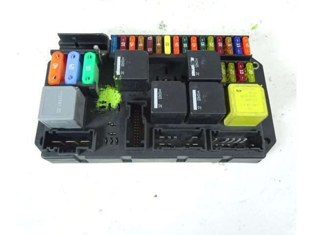 Блок предохранителей AW93-14A073-BC Jaguar XJ X351