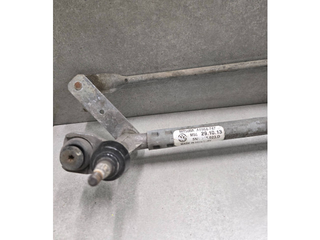 Моторчик дворников 5N1995119B    Volkswagen Tiguan