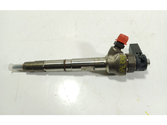 Форсунка 04L130277AC Audi Q3 8U DFTA