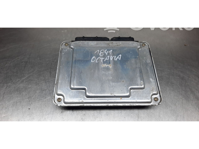 Блок управления двигателем Блок управления    Skoda Octavia Mk1 (1U)
