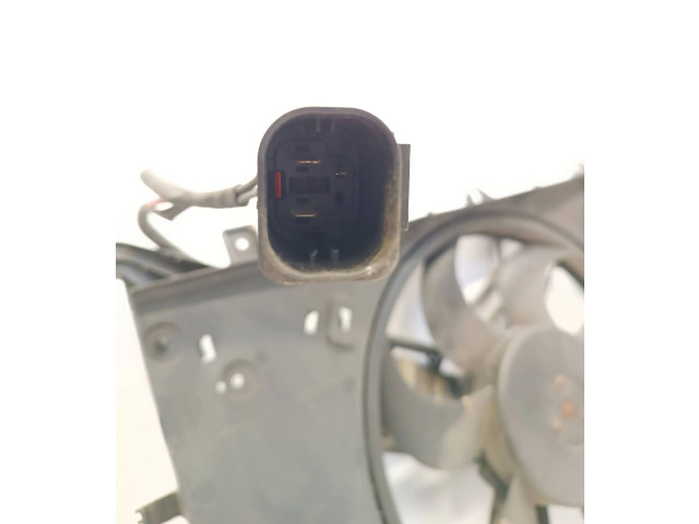 Вентилятор радиатора     1137328081, 0130303947    Volvo S80 