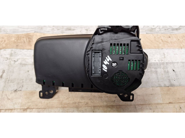 Панель приборов Chevrolet Sonic