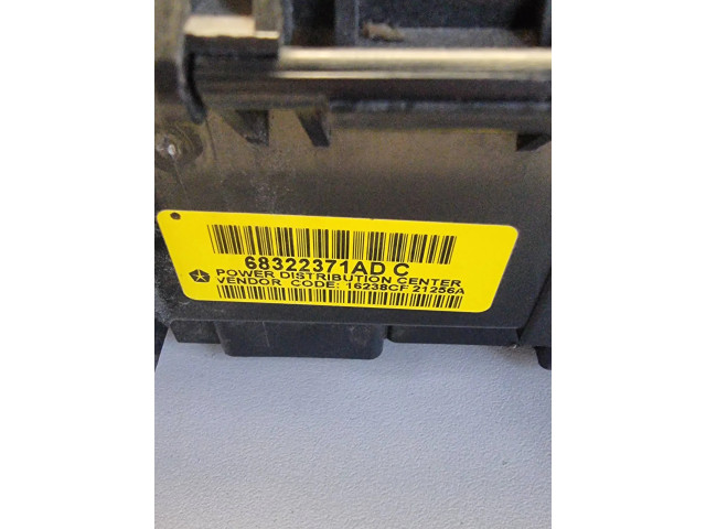 Pojistková skříňka 6832271AD Dodge VAN RAM 2015