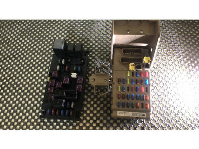 Блок предохранителей  MB100200B, LB101101B   Subaru Impreza III    