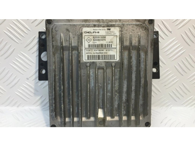 Řídící jednotka 8200513058, 8200603070   Dacia Logan I 2007