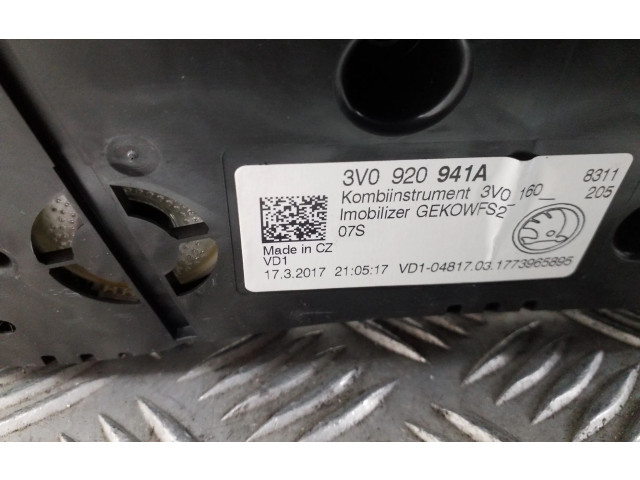 Панель приборов 3V0920941A   Skoda Superb B8 (3V)       