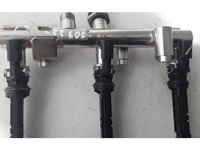 Vstřikovací lišta 175206860R Dacia Jogger pro benzínový motor 1.0 H5D490