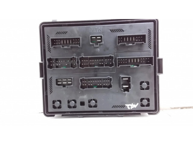 Блок предохранителей Y230EDP, 05129D SsangYong Rexton