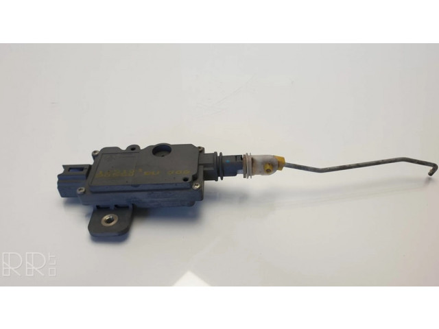 Двигатель центрально замка