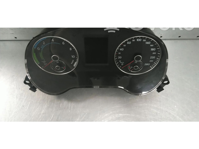Спидометр (приборный щиток)    5C6920882, 5C6920882X   Volkswagen Jetta VI