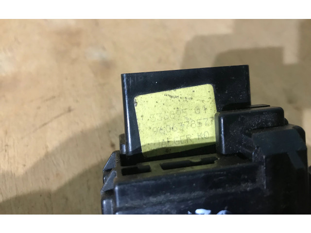 Ручка стеклоочистителей 9606378577, 33689501 Peugeot 605