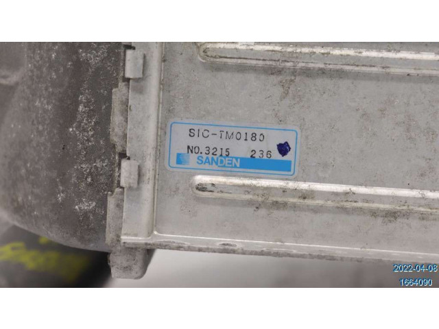 Интеркулер  21821AA051, SIC-TM0180   Subaru Forester SJ 
