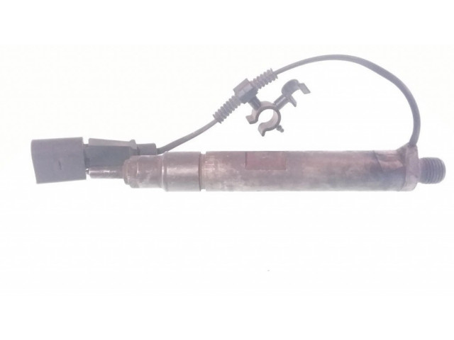 Форсунка 038130202E, 0432193543 Volkswagen Golf IV для дизельного двигателя 1.9