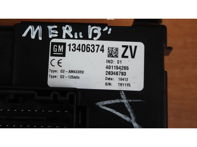 Блок предохранителей 13406374, 401154265 Opel Meriva B