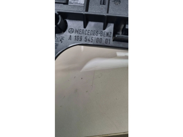 Pojistková skříňka 1695450001 Mercedes-Benz A W169 2005