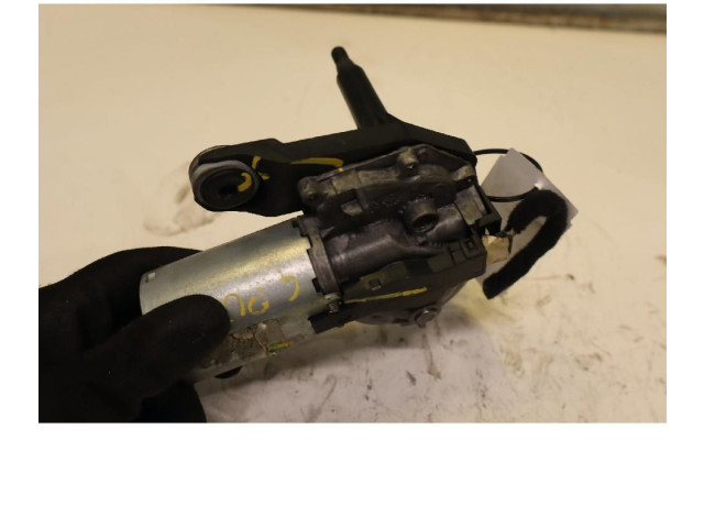 Моторчик заднего дворника 51757867 Fiat Grande Punto