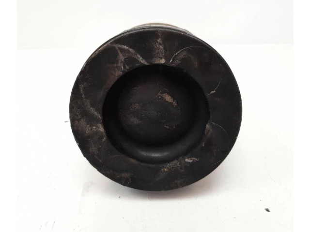 Píst 03L701D   Volkswagen Caddy     