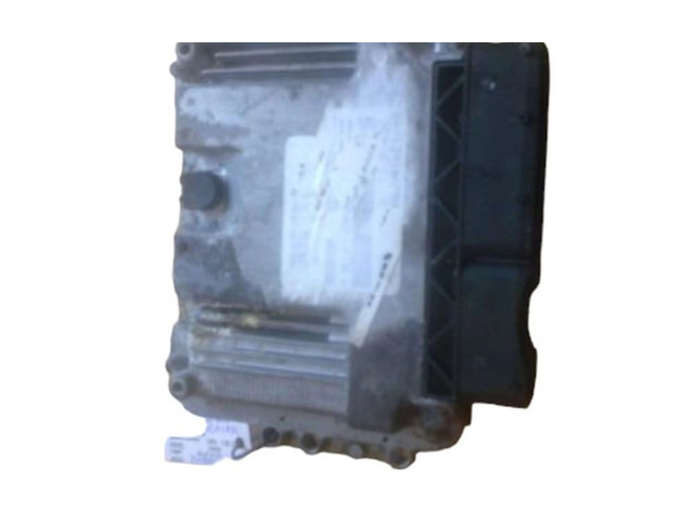 Блок управления впрыском    KIA Carens II