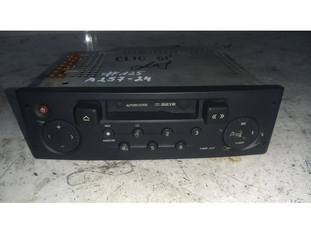 Радио/ проигрыватель CD/DVD / навигация