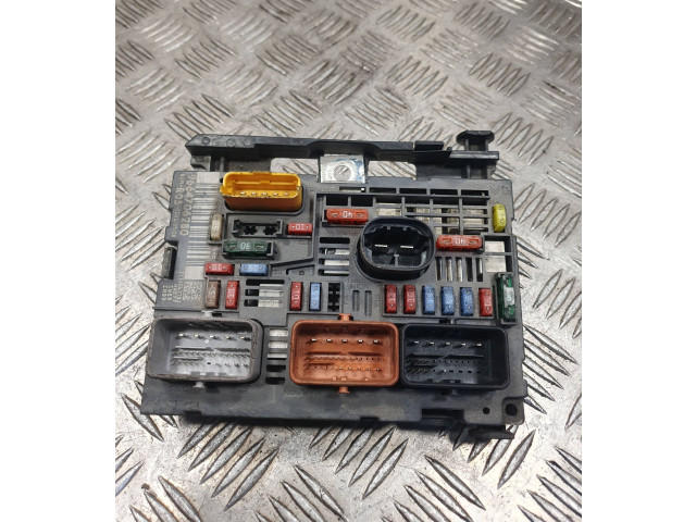 Блок предохранителей 9664706280 Citroen C4 I