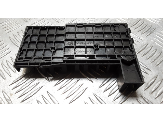 Pojistková skříňka 7E6970187AQ Volkswagen Transporter - Caravelle T5 2013