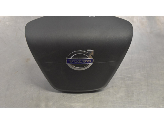 Подушка безопасности водителя 31332822   Volvo V70
