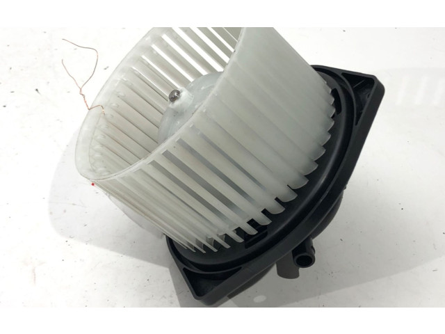 Вентилятор печки Mitsubishi Outlander