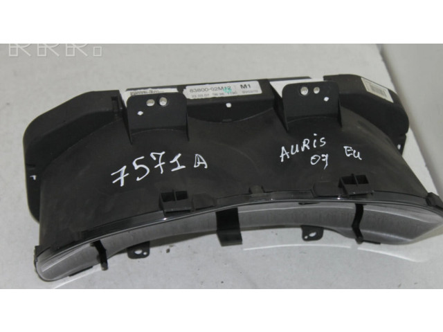 Přístrojová deska Toyota Auris 150 2007 8380002M12