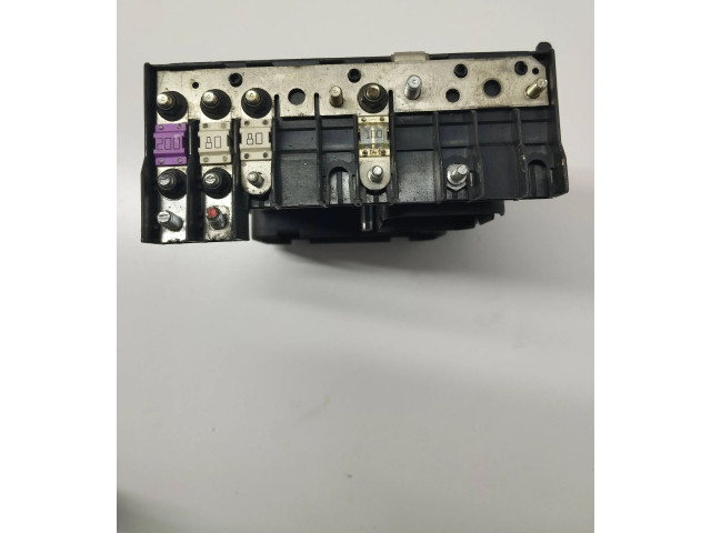 Блок предохранителей  1K0937124D   Volkswagen Touran I    