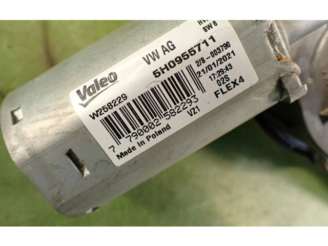 Pojistková skříňka Двигатель стеклоочистителя заднего стекла 5H0955711 Skoda Octavia Mk4 2021