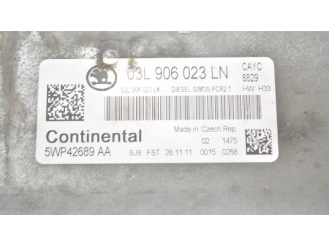 Блок управления двигателя 03L906023LN   Skoda Rapid (NH)