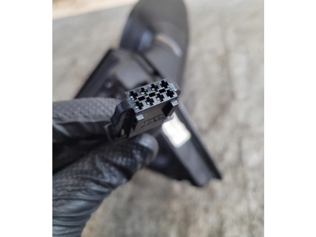 Зеркало электрическое        Skoda Fabia Mk3 (NJ)  2015 - 2021 года   