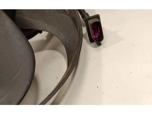 Вентилятор радиатора 881061860 Volkswagen Bora