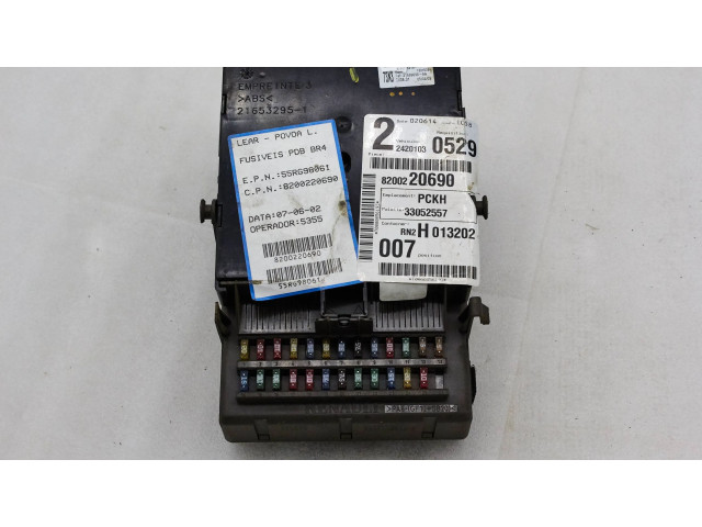 Pojistková skříňka 8200220690 Renault Vel Satis 2003
