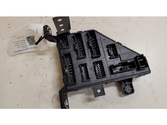 Pojistková skříňka 911102E001, 04477D Hyundai Tucson JM 2004