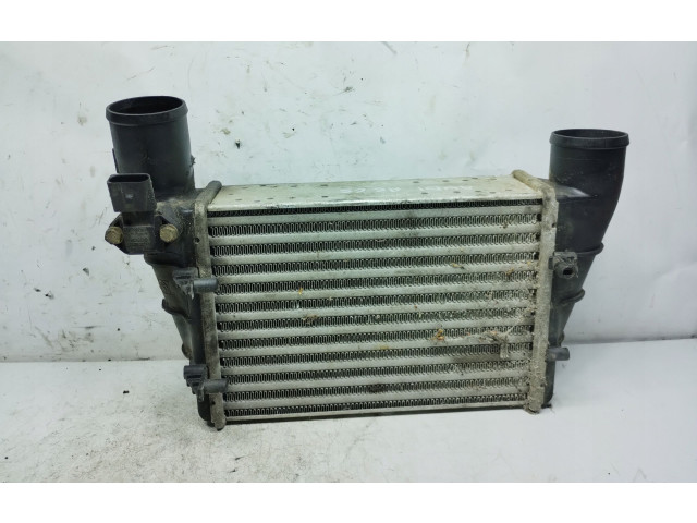 Интеркулер     Audi A6 S6 C5 4B 