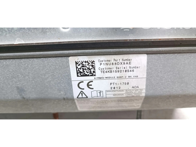 Подушка безопасности для колен P1NU88DX9AE Jeep Grand Cherokee